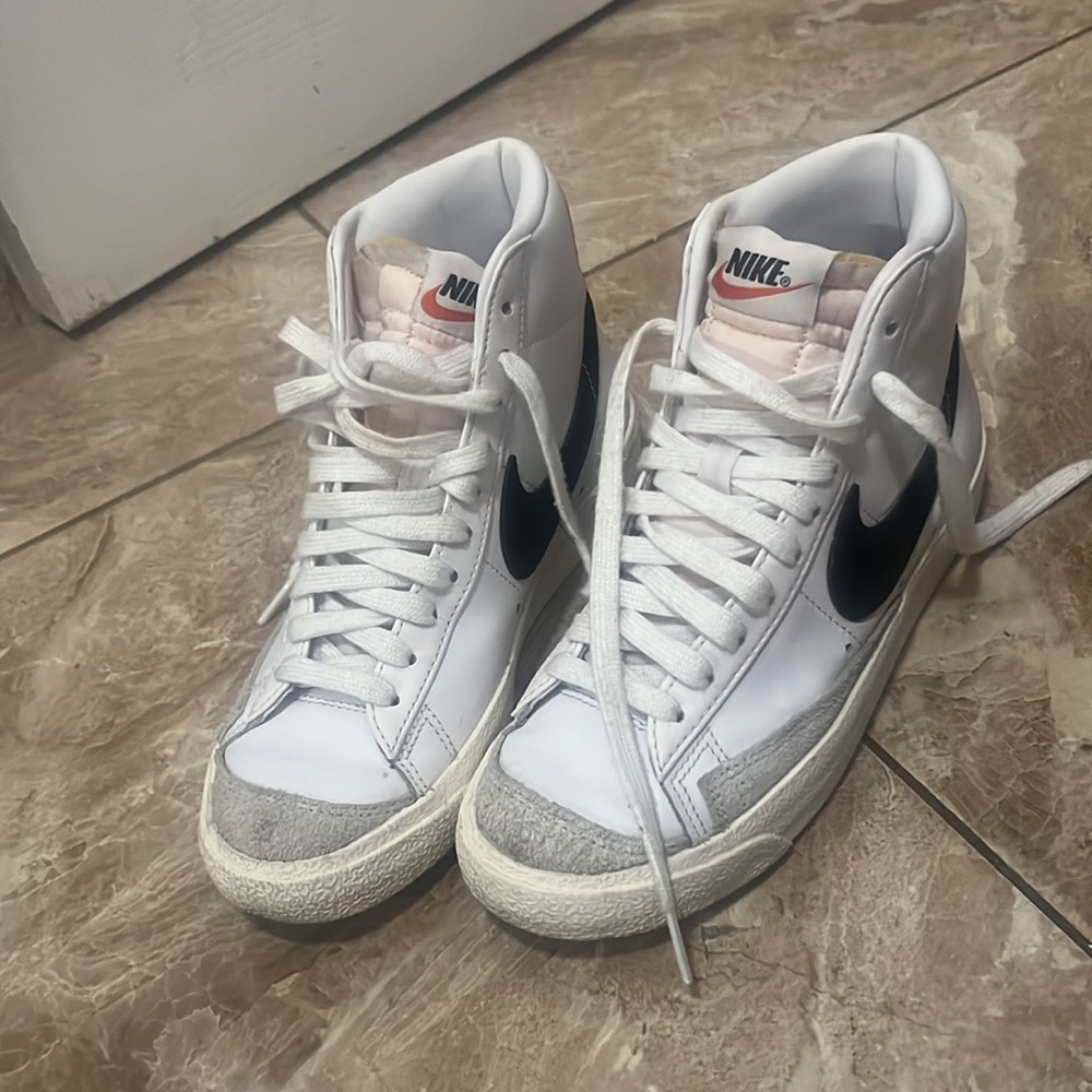 White Nike Blazer Sneakers - Picture 5 of 5